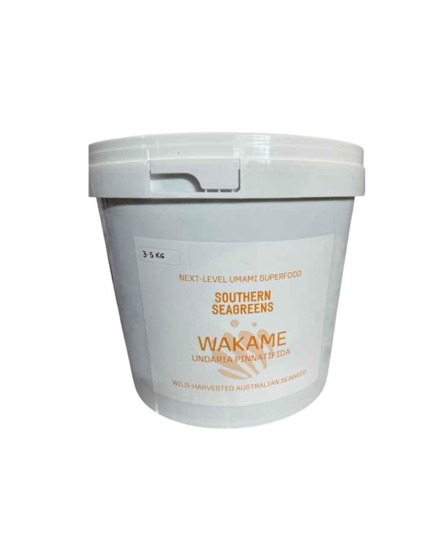 White container with 'Wakame' branding on a white background